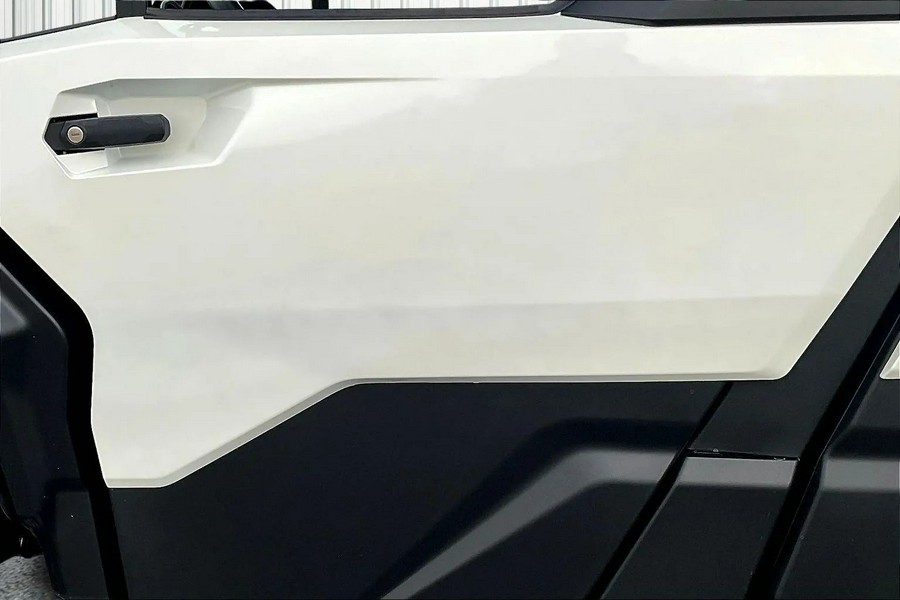 2026 Can-Am SSV DEF MAX LTD 65 HD11 WH HB 26 Limited HD11