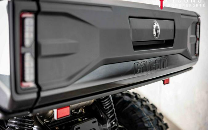 2026 Can-Am Defender MAX XT CAB HD11