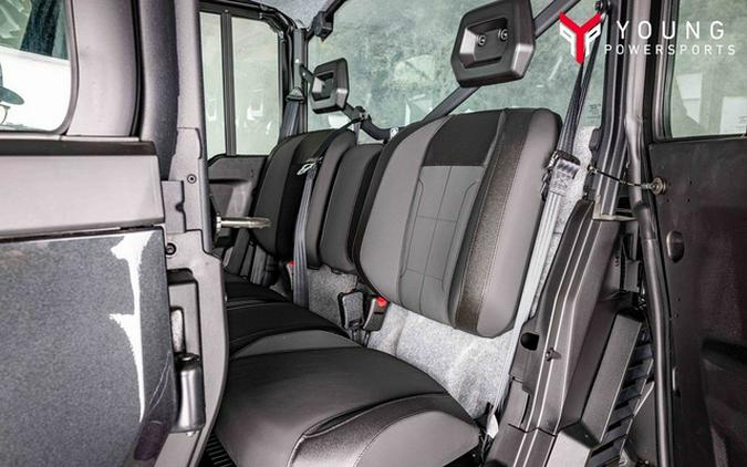 2026 Can-Am Defender MAX XT CAB HD11
