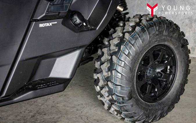 2026 Can-Am Defender MAX XT CAB HD11