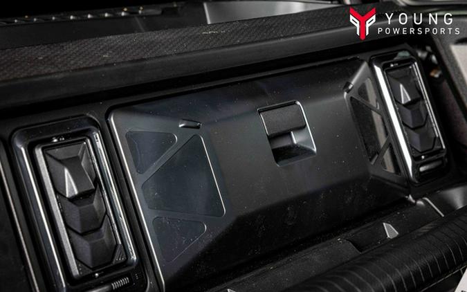 2026 Can-Am Defender MAX XT CAB HD11