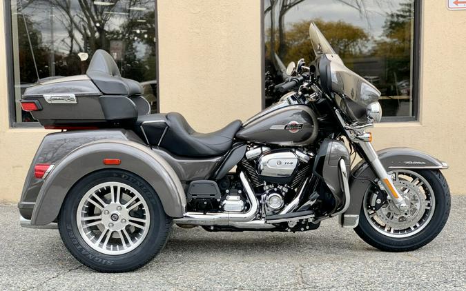 2023 Harley-Davidson Tri Glide Ultra FLHTCUTG