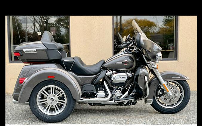 2023 Harley-Davidson Tri Glide Ultra FLHTCUTG