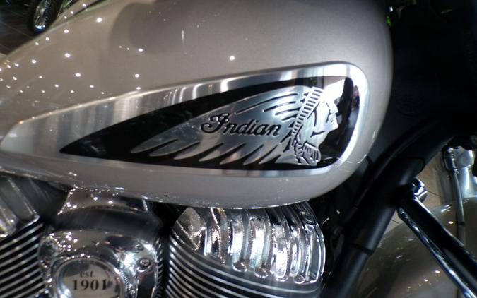 2022 Indian Motorcycle® Chieftain® Limited Silver Quartz Metallic