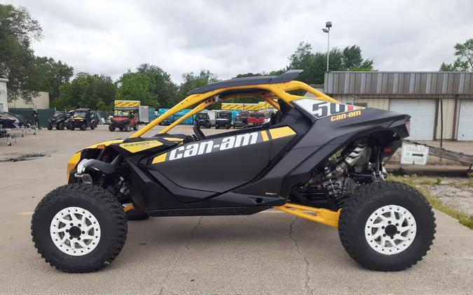 2024 Can-Am™ Maverick R X rs With SMART-SHOX