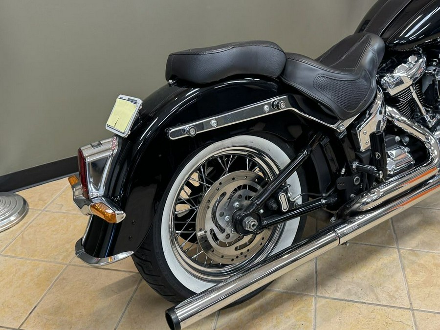 2019 Harley-Davidson Softail® Deluxe