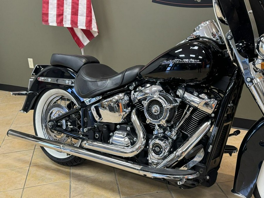 2019 Harley-Davidson Softail® Deluxe