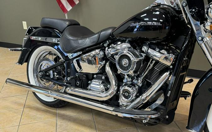 2019 Harley-Davidson Softail® Deluxe