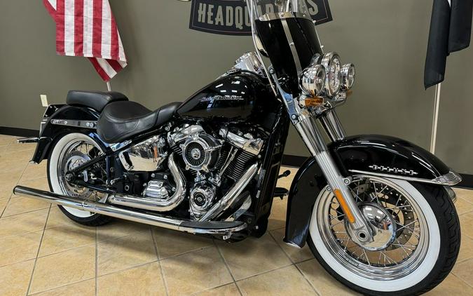 2019 Harley-Davidson Softail® Deluxe