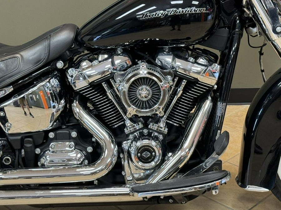 2019 Harley-Davidson Softail® Deluxe