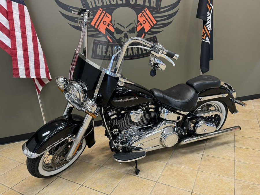 2019 Harley-Davidson Softail® Deluxe