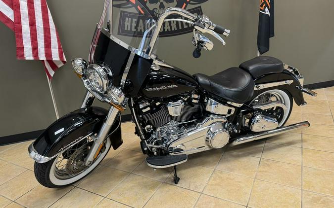 2019 Harley-Davidson Softail® Deluxe