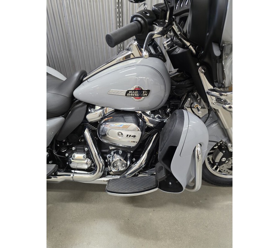 FLHTCUTG 2024 Tri Glide Ultra