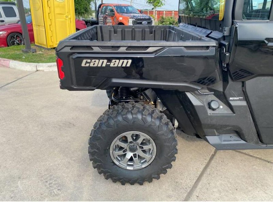 2024 Can-Am® Defender MAX Lone Star Cab HD10