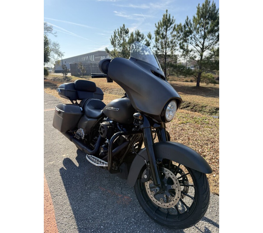 2019 Harley-Davidson® FLHXS Street Glide® Special