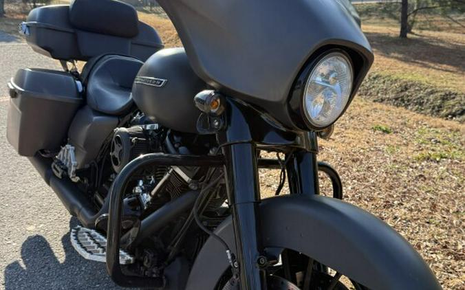 2019 Harley-Davidson® FLHXS Street Glide® Special