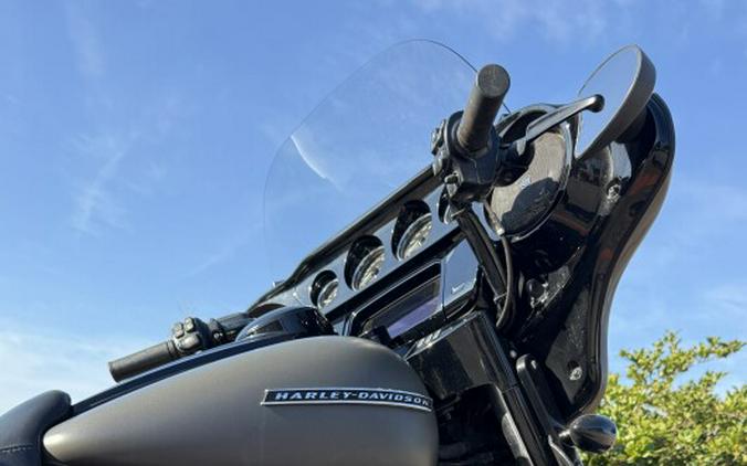 2019 Harley-Davidson® FLHXS Street Glide® Special