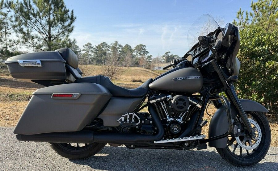 2019 Harley-Davidson® FLHXS Street Glide® Special