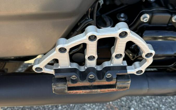 2019 Harley-Davidson® FLHXS Street Glide® Special