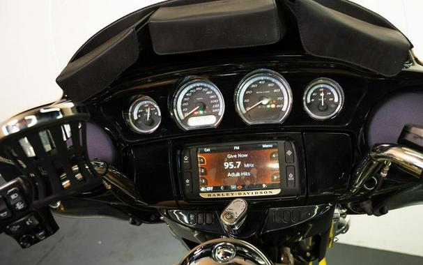 2014 Harley-Davidson® FLHTK - Electra Glide® Ultra Limited