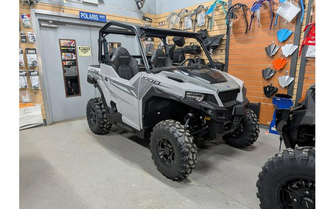 2026 Polaris GENERAL® 1000 Sport