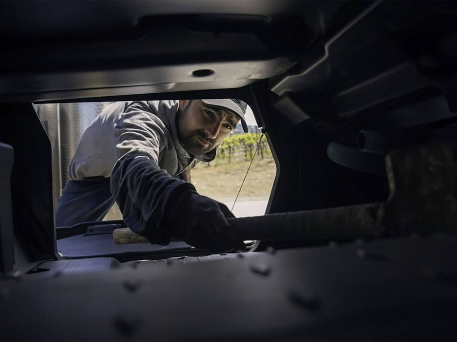 2025 Can-Am Defender PRO DPS