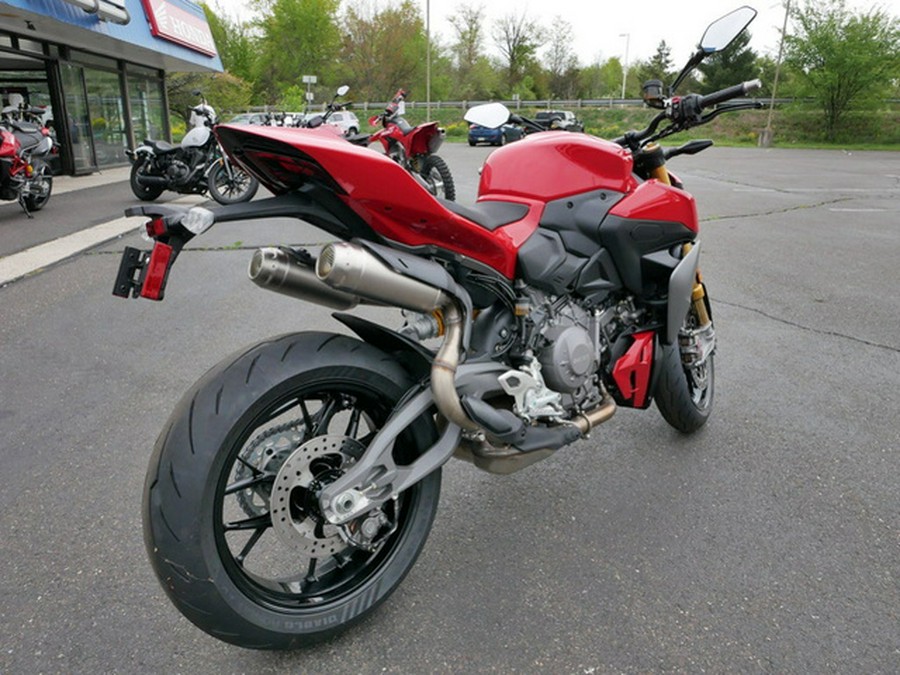 2026 DUCATI Streetfighter V2