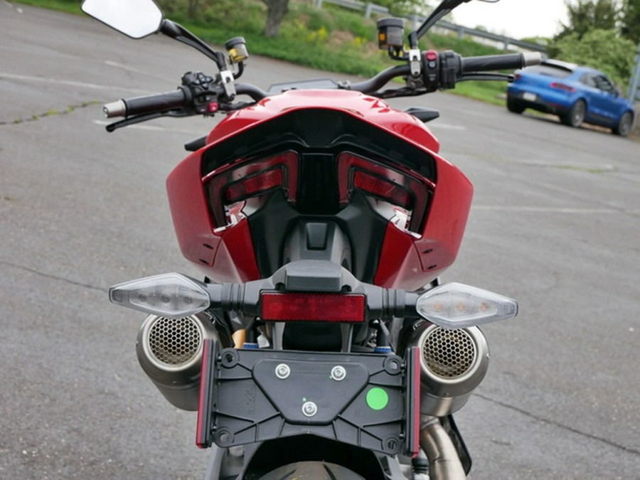 2026 DUCATI Streetfighter V2