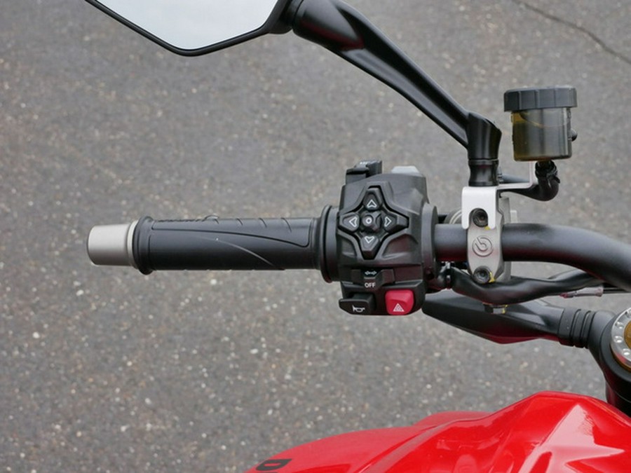 2026 DUCATI Streetfighter V2