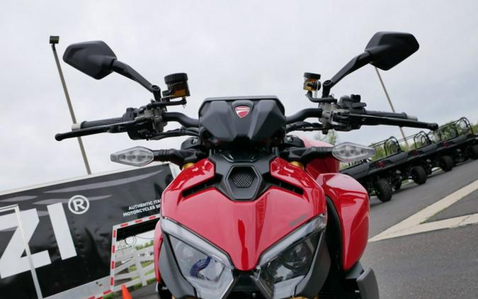 2026 DUCATI Streetfighter V2
