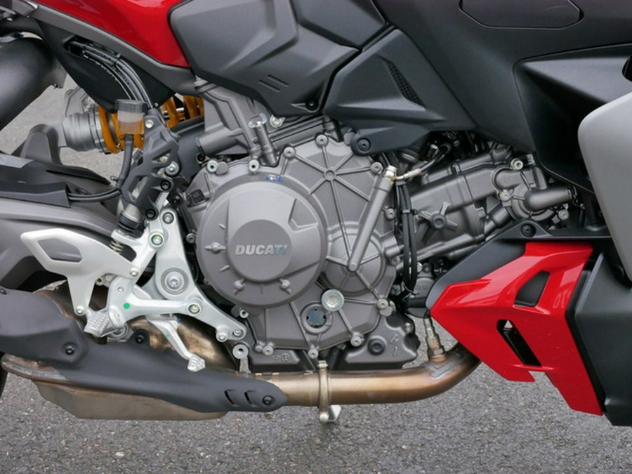 2026 DUCATI Streetfighter V2