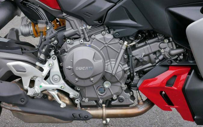 2026 DUCATI Streetfighter V2