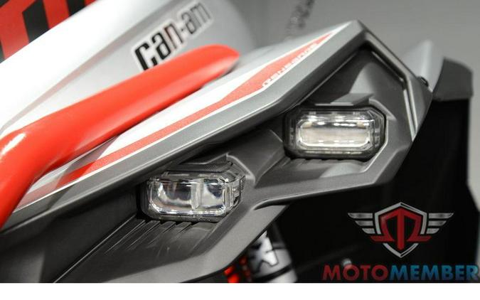 2026 Can-Am Renegade X mr 1000 R Hyper Silver & Legion Red
