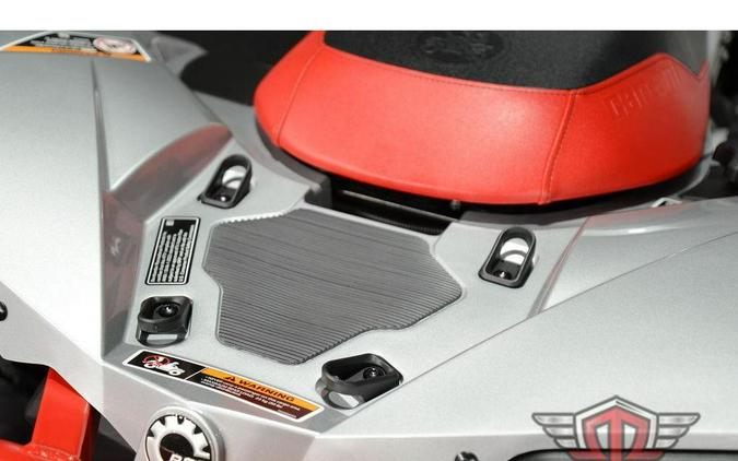 2026 Can-Am Renegade X mr 1000 R Hyper Silver & Legion Red