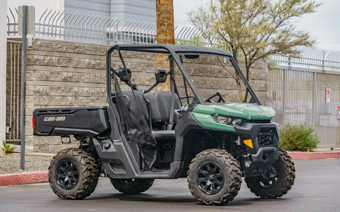 2025 Can-Am Defender DPS HD9 Compass Green