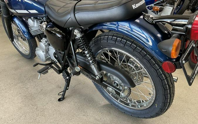 2025 Kawasaki W230 ABS
