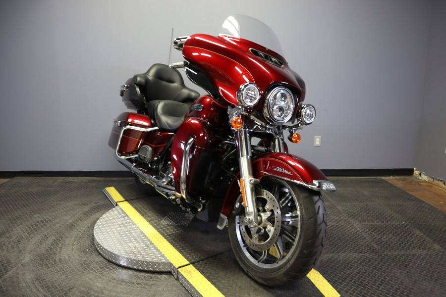 2017 Harley-Davidson Electra Glide Ultra Classic Two-Tone Mysterious Red Sunglo/Velocity Red Sung