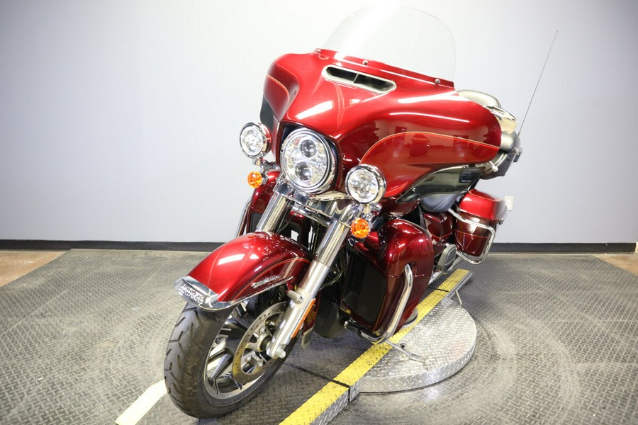 2017 Harley-Davidson Electra Glide Ultra Classic Two-Tone Mysterious Red Sunglo/Velocity Red Sung