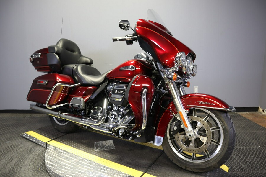 2017 Harley-Davidson Electra Glide Ultra Classic Two-Tone Mysterious Red Sunglo/Velocity Red Sung