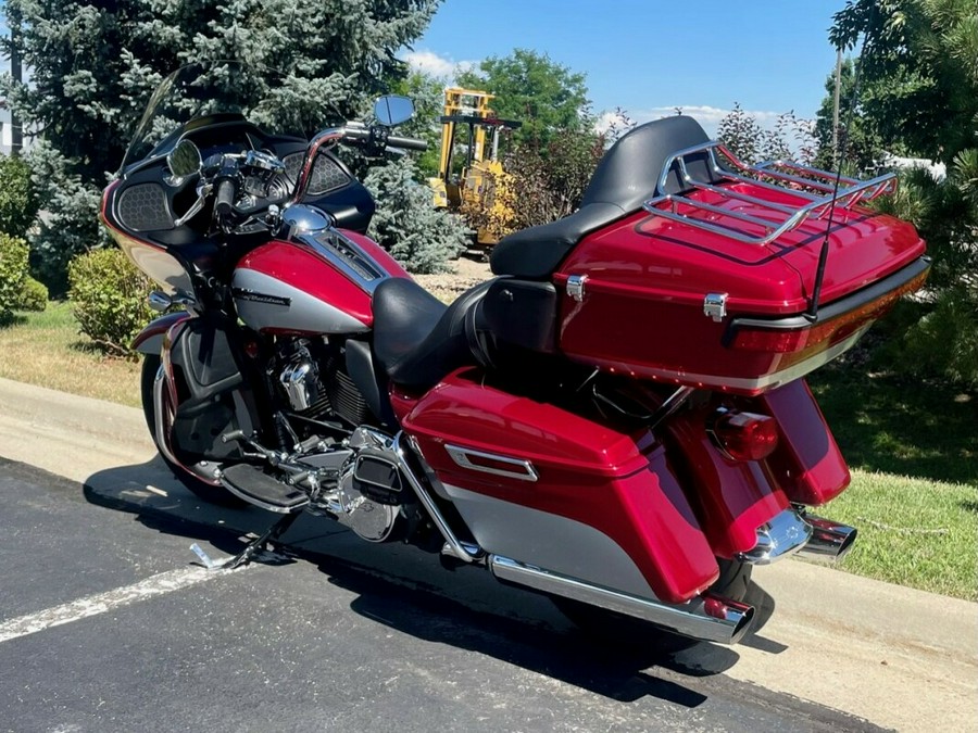 2019 Harley-Davidson Road Glide Ultra Wicked Red/Barracuda Silver