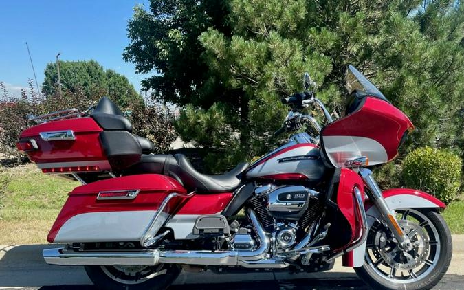 2019 Harley-Davidson Road Glide Ultra Wicked Red/Barracuda Silver