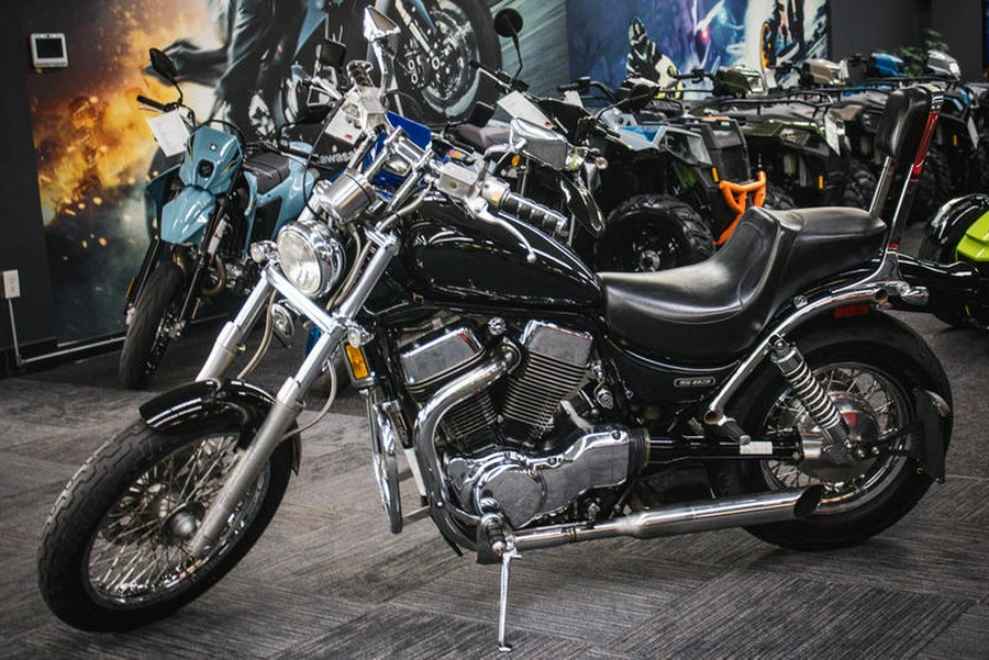 2005 Suzuki Boulevard S83