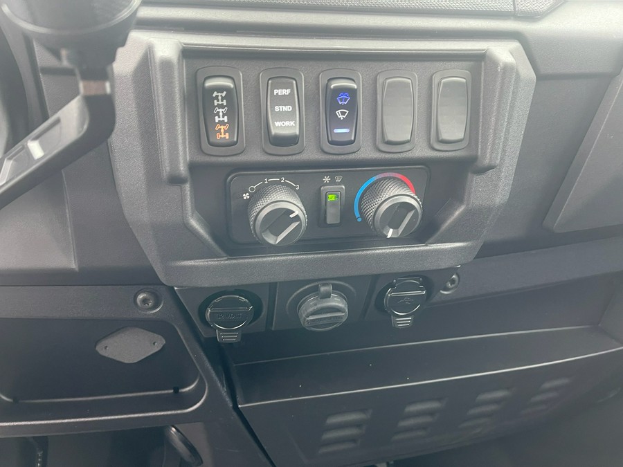 2027 Polaris Ranger Crew XP 1000 Cab