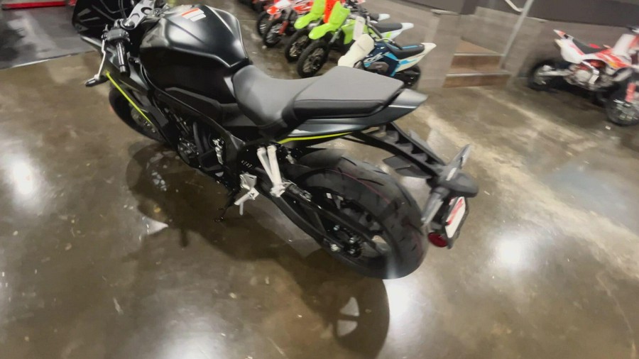 2026 Honda CBR650R E-CLUTCH