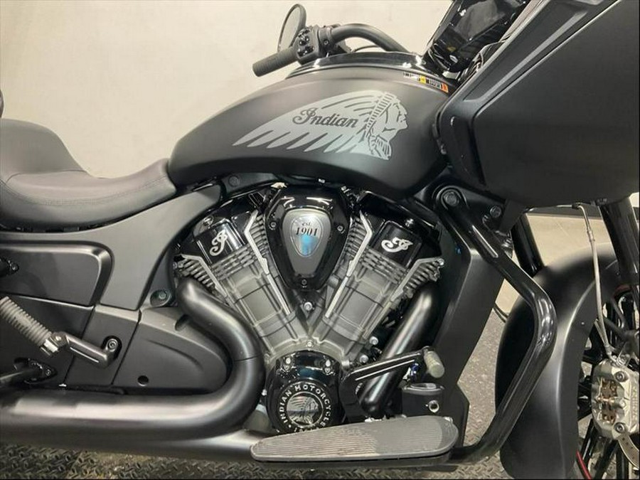 2022 Indian Motorcycle® Challenger® Dark Horse® Black Smoke