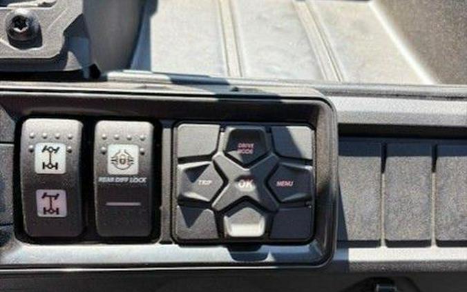 2026 Can-Am Defender PRO XT