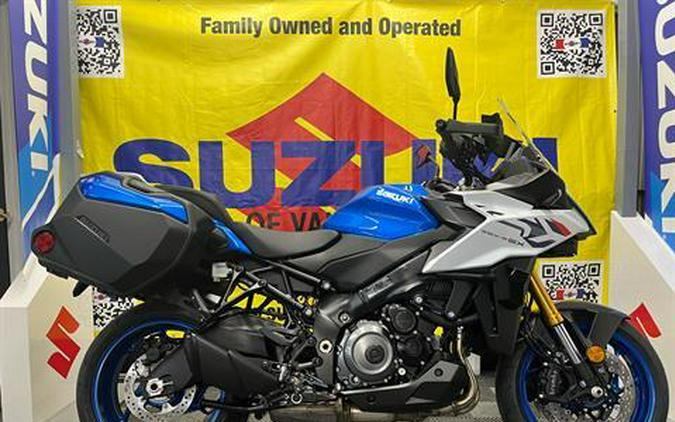 2026 Suzuki GSX-S1000GX+