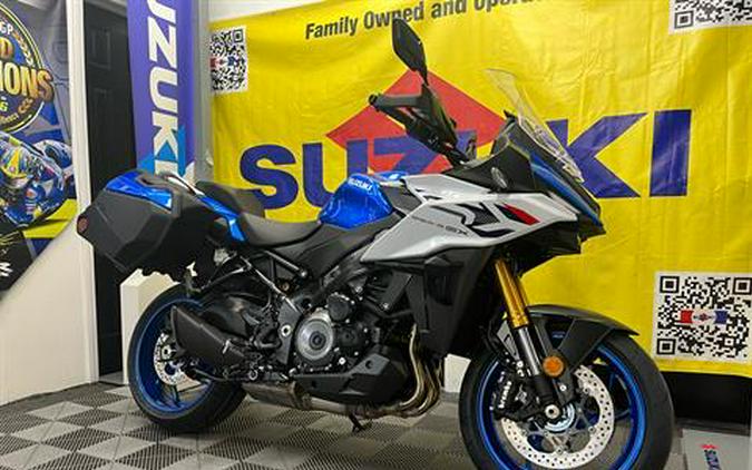 2026 Suzuki GSX-S1000GX+