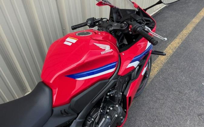 2026 Honda CBR650R E-Clutch