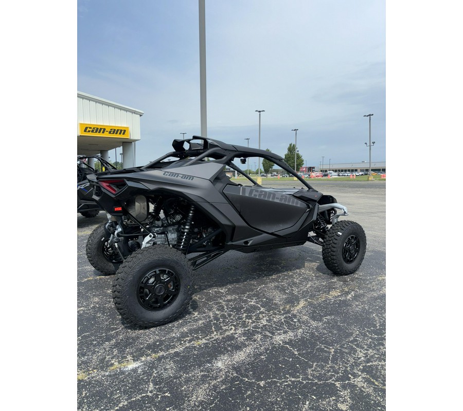 2024 Can-Am™ Maverick R X